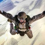 People sky jump airplane military high 1081782 pxhere.com